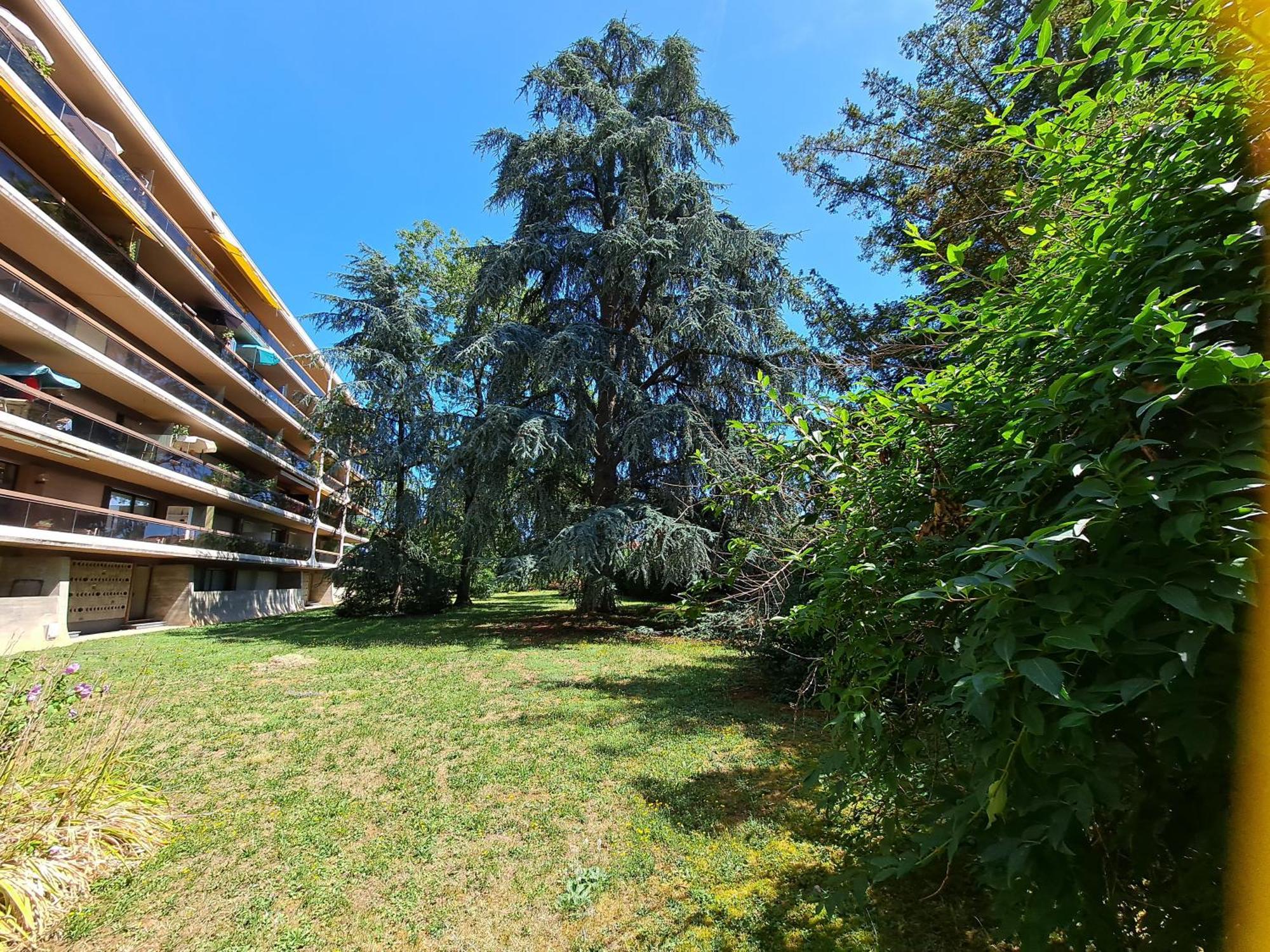 Ferienwohnung Le Duc De Savoie Thonon Exterior foto